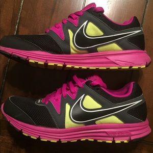 Woman’s Nike Lunarfly+ 3 Tennis Shoe
